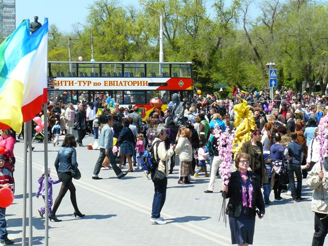 Автобус на демонстрации Автобус на демонстрации