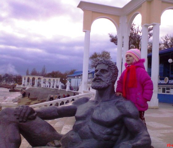 Памятник Гераклу в Евпатории