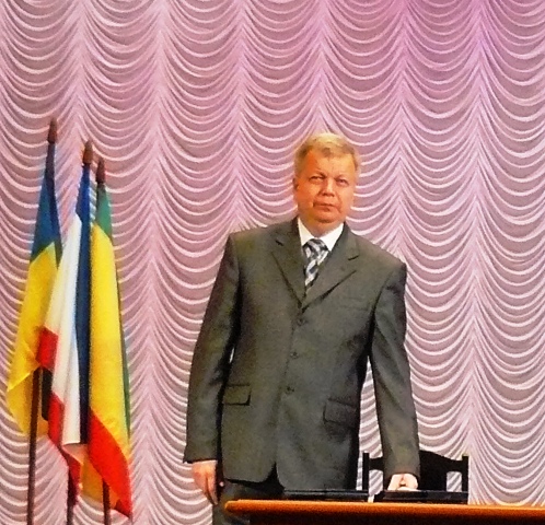 Председатель избиркома Евпатории Колосов А.Л. Председатель избиркома Евпатории Колосов А.Л.